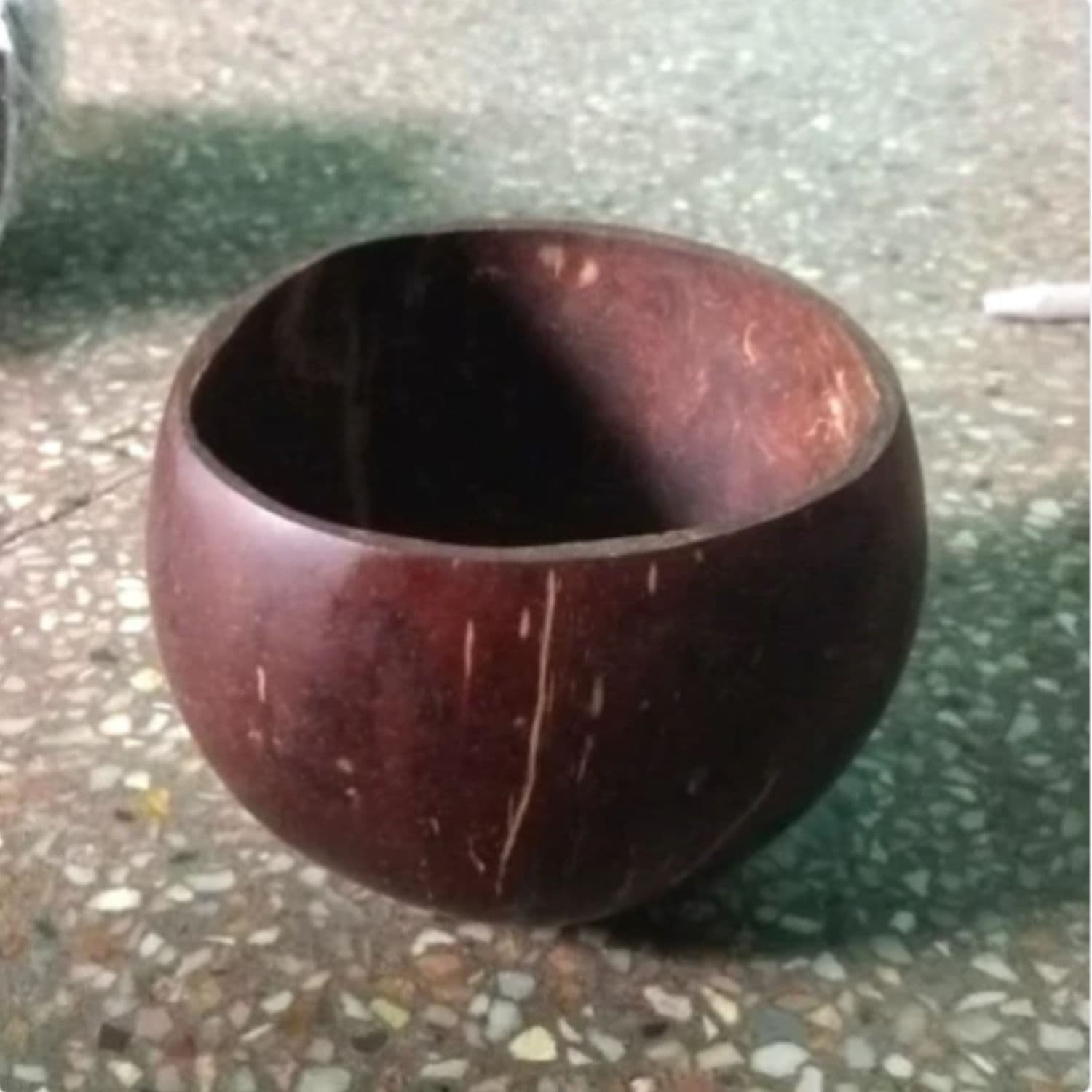Hand-Polished Smooth Coconut Shell 400ml alternate image